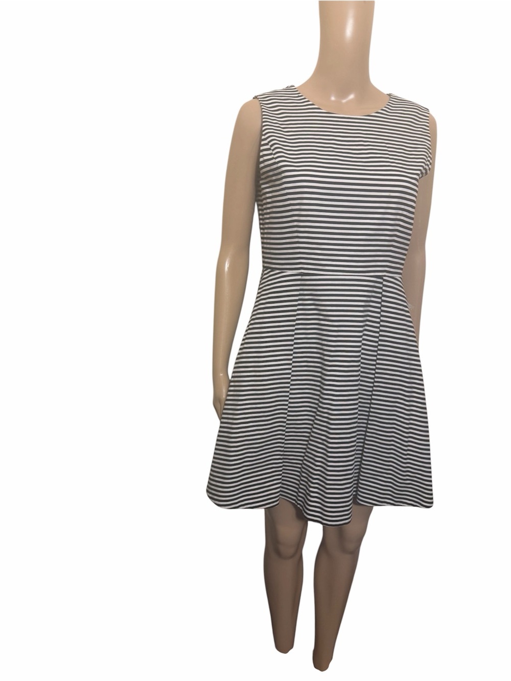 Kate Spade Black White Striped Fit & Flare Skater Dress Sleeveless Chic - Picture 5 of 8